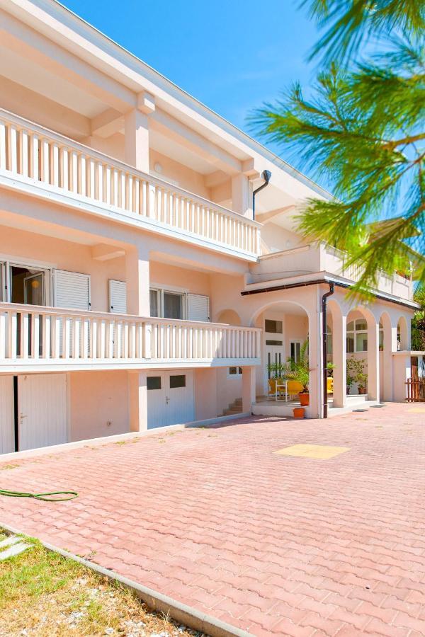 Apartments Facini Košljun المظهر الخارجي الصورة